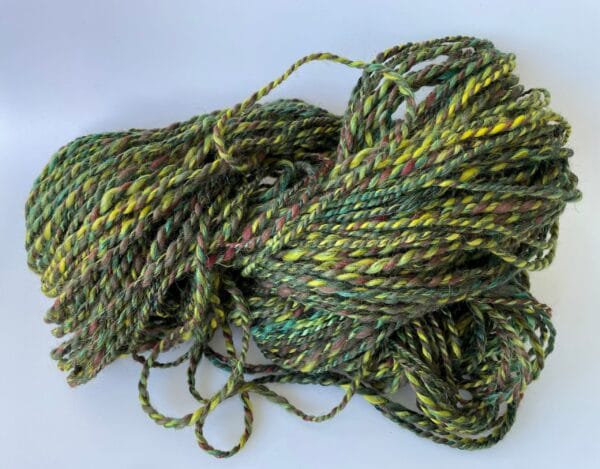 il_fullxfull.4642367446_pcd1.jpg Hand spun yarn made with Shetland wool, fine merino, bio nylon and flax/linen.