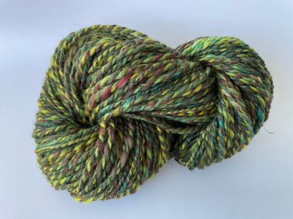 il_fullxfull.4690609297_ss5t.jpg Hand spun yarn made with Shetland wool, fine merino, bio nylon and flax/linen.