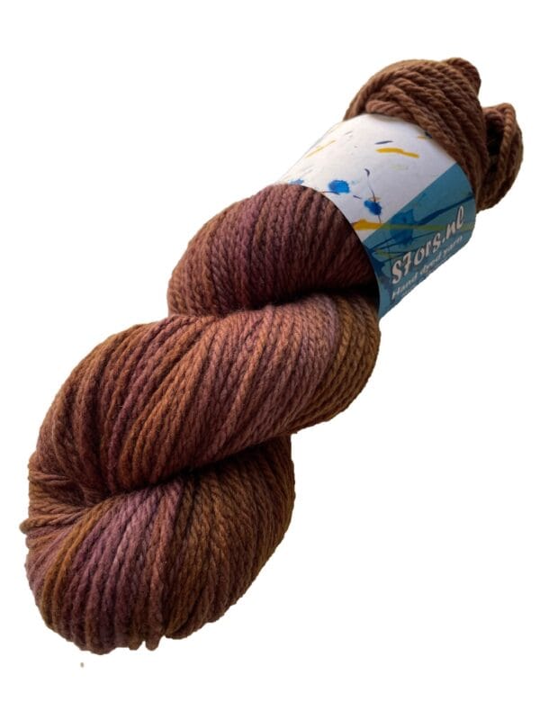 il_fullxfull.5675238038_azcl.jpg Hand dyed superwash Merino Aran weight yarn. Semi solid Maroon.