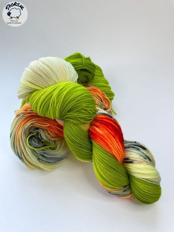 Merino yarn "It's not easy being green, orange and blue"