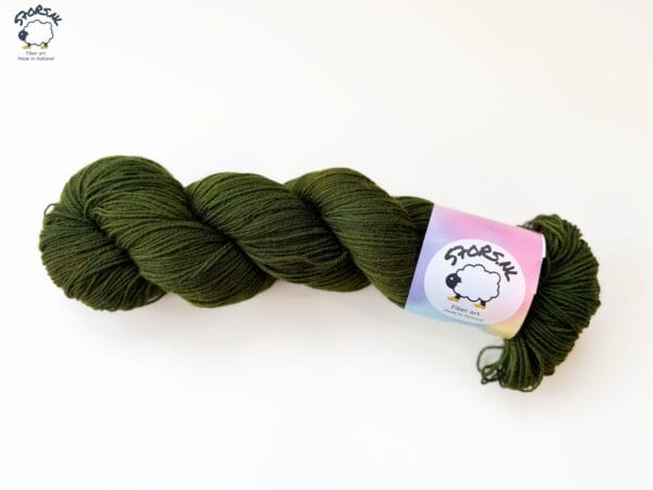 2773cc52-Dc9e-47ef-A1fa-828360e47d99 Avocado – Semi-Solid Merino Yarn Full of Soft Green Charm
