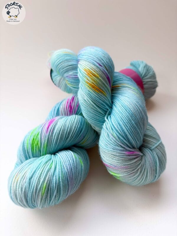 07aa0cd8-8da7-4aee-9f71-0854369a8b85 Are You Coming to My Party?