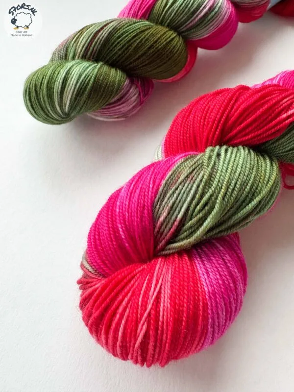 2CE45C17-EE51-4584-B34B-81516FA28DA3 Christmas Star – festive yarn with flair and splendor!
