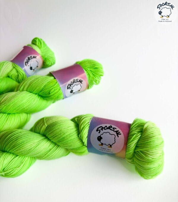 Neon Chartreuse – Fluorescent Yarn in Lime Green