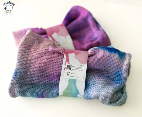 39199DAB-BF21-4FCB-AAF9-6D44E984D8CE Met de hand geverfde Sock blank Waterverf