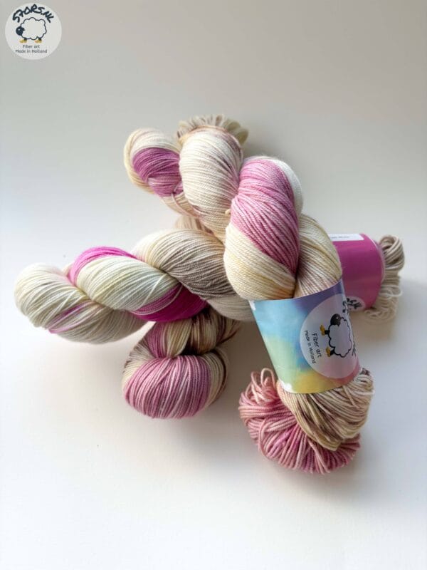 Gelato Wafel – Hand-dyed Yarn in Ice Cream Shades