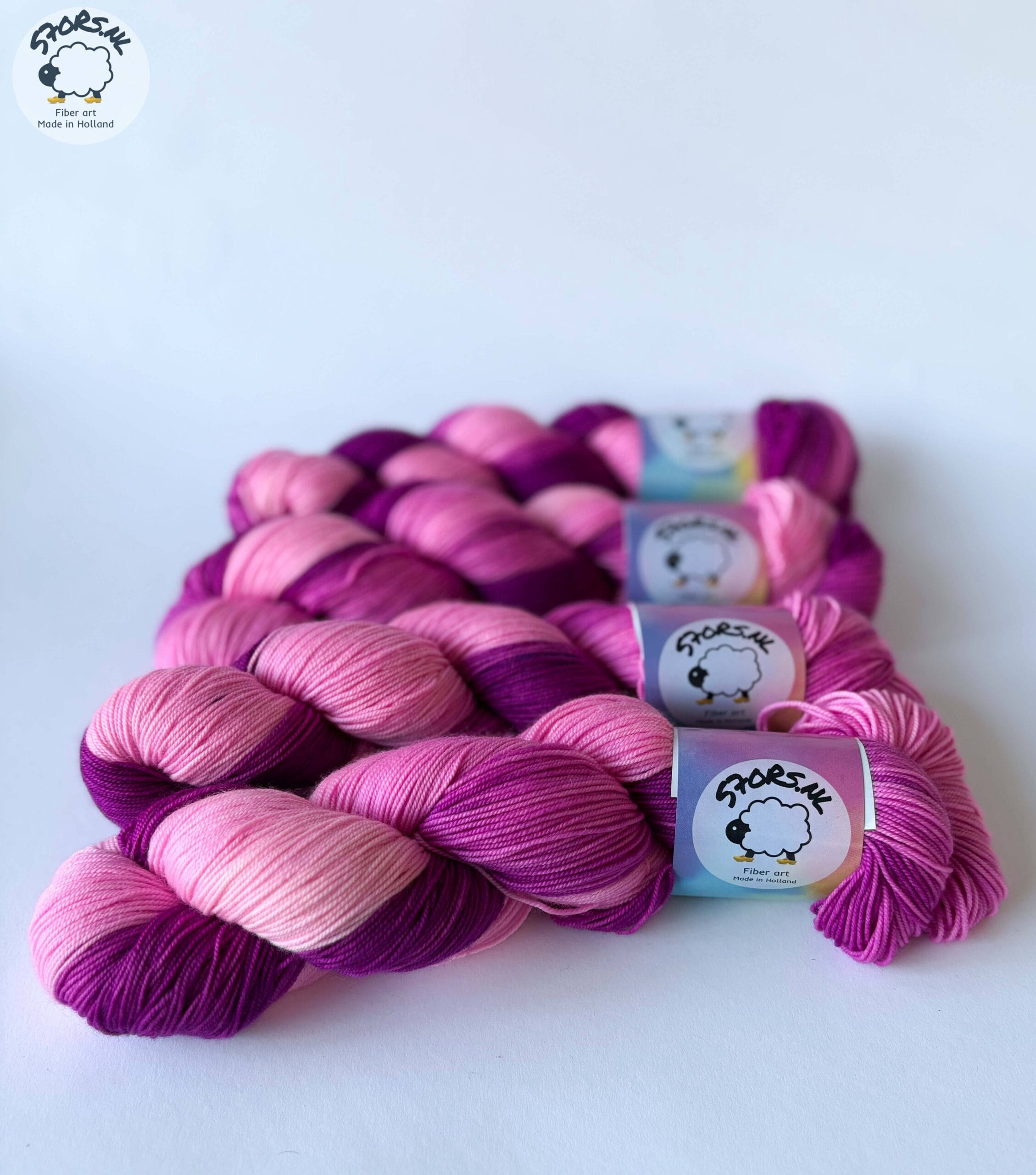 6D23B9A6-5EC6-4102-B618-04B353CDF92B Sock Base Yarn - Purple Pop Pooling