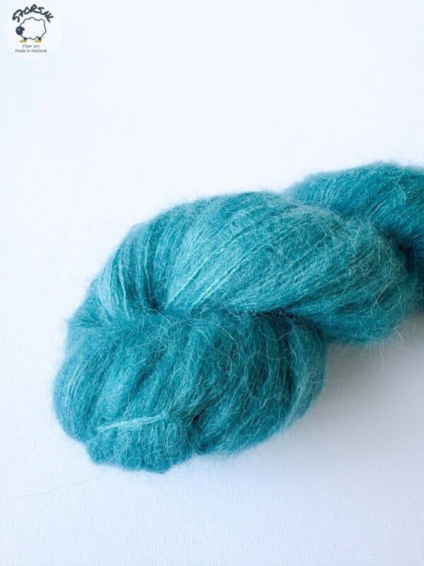 83B350FE-02DF-45B1-B003-7921C050F8D5 Fluff lace garen - Teal green