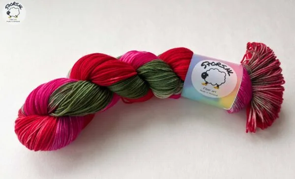 95BB21DC-9421-4159-82A3-30756273CF2C Christmas Star – festive yarn with flair and splendor!