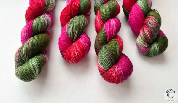9A11482C-5BBC-432E-8482-FC0B5FFCC551 Christmas Star – festive yarn with flair and splendor!