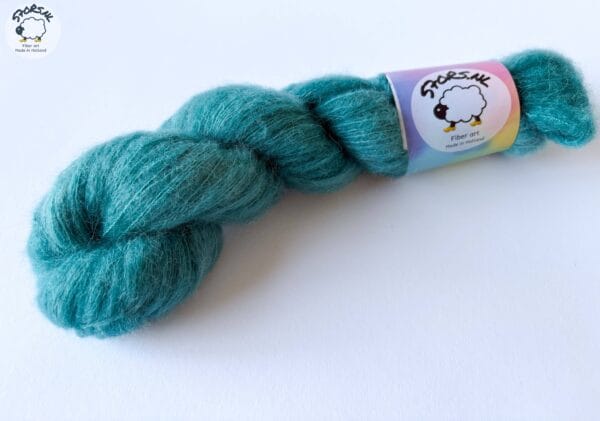 A6C7DC47-79C0-494A-8381-2FDCCBB74EC2 Fluff lace garen - Teal green