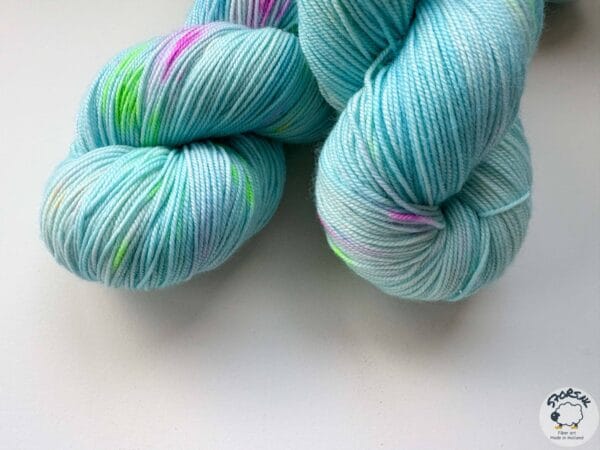 Abbd29e6-63ea-40b4-A66e-C39aebcf21bd Are You Coming to My Party?