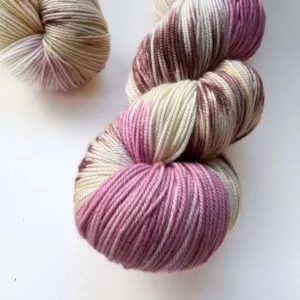 C8471DA2-6DC1-49A2-9C70-C817D1E4DC7F Gelato Wafel – Handgeverfd garen in ijsjestinten