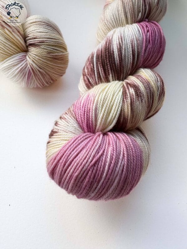 Gelato Wafel – Hand-dyed Yarn in Ice Cream Shades