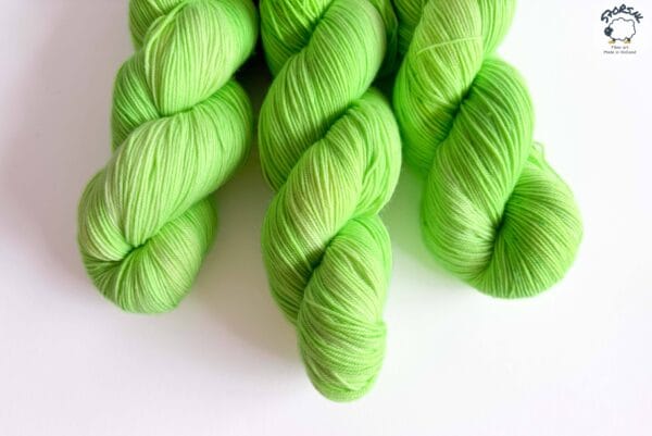 Neon Chartreuse – Fluorescent Yarn in Lime Green