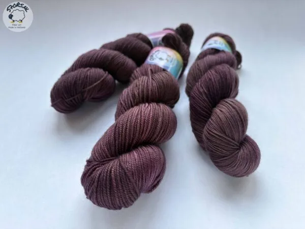 🌰 Chestnut, warm, deep, and beautifully autumnal