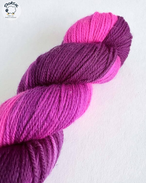 665FAC68-CD10-4832-A58D-2CFE77BB0D7F Bessensap – Fluorescerend DK Merino met nylon