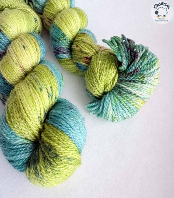 BA0AC010-E5A6-4782-A85E-FE2F01F5E566 Summer Breeze – Fingering Merino with bamboo