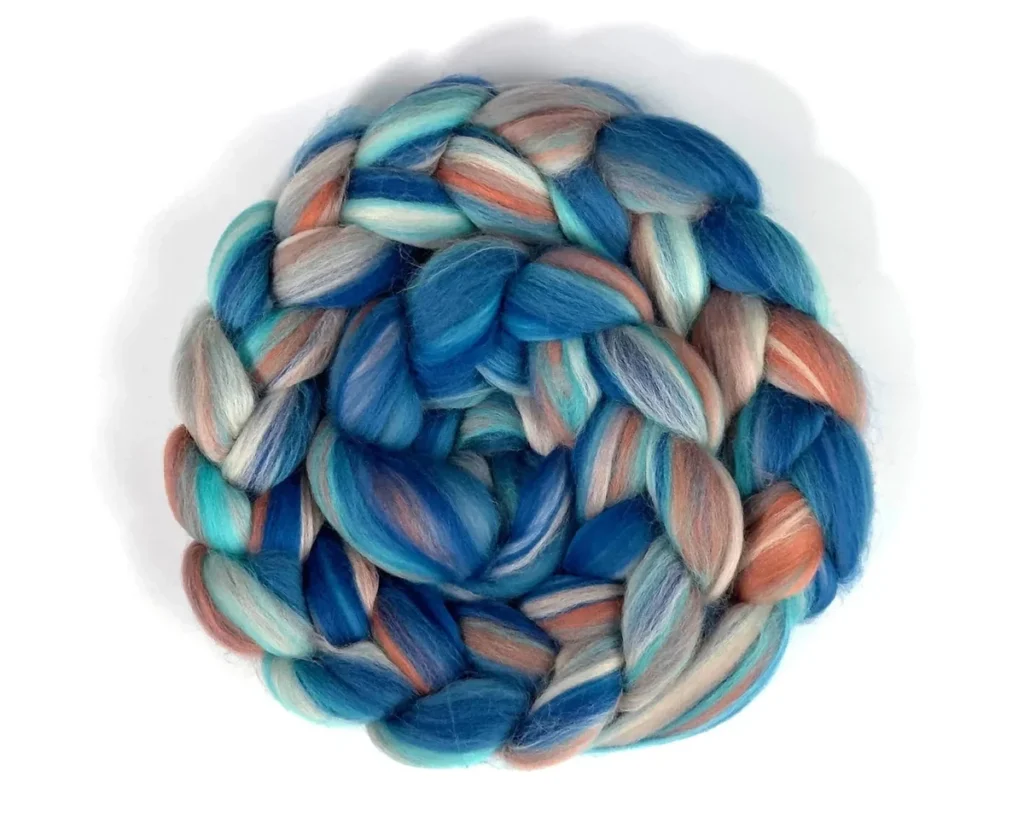 Beach Daze by Phil merino lontwol in zachte pasteltinten.
